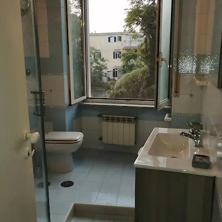 Inside Naples-dint'e'viche' Lägenhet